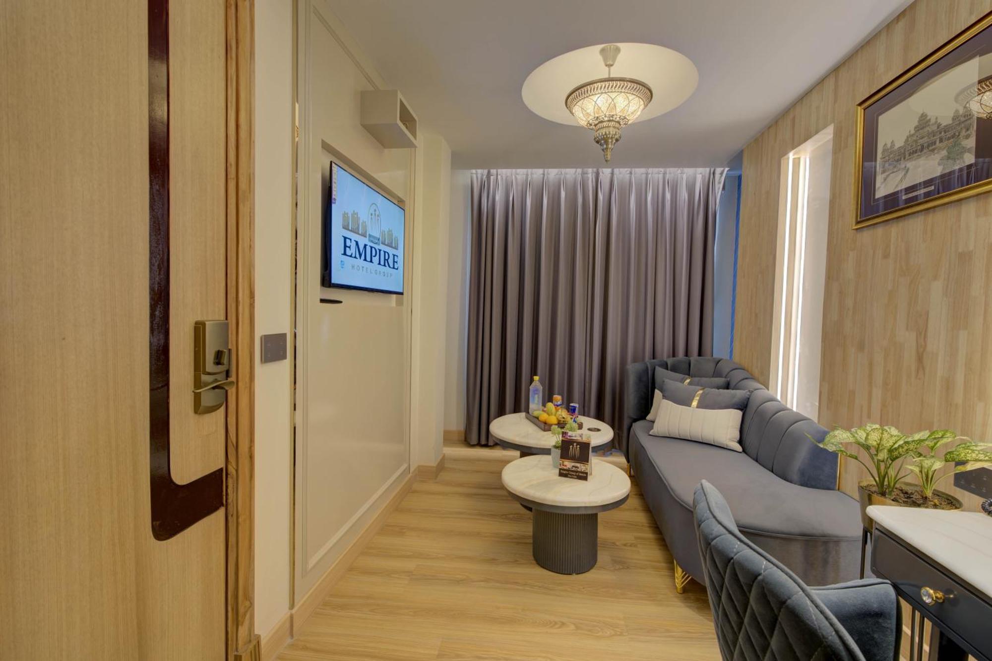 Empire Platinum Suites Új-Delhi Kültér fotó